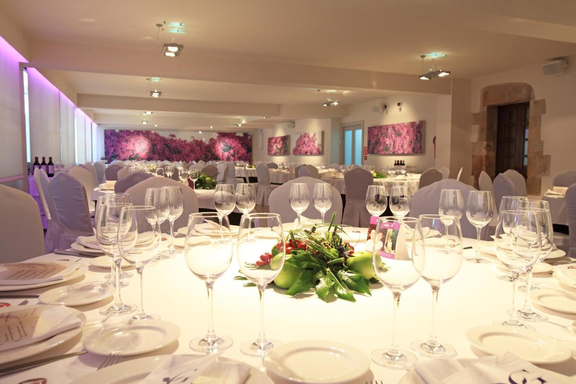 โลส กวาร์เดเซส Hotel โซลาเรส ร้านอาหาร รูปภาพ